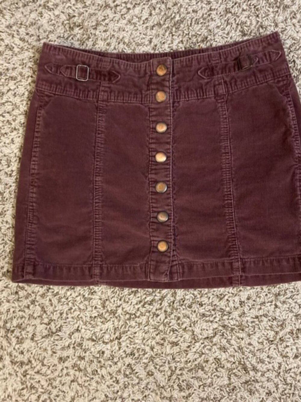 GAP Corduroy Button-Front Skirt in Burgundy